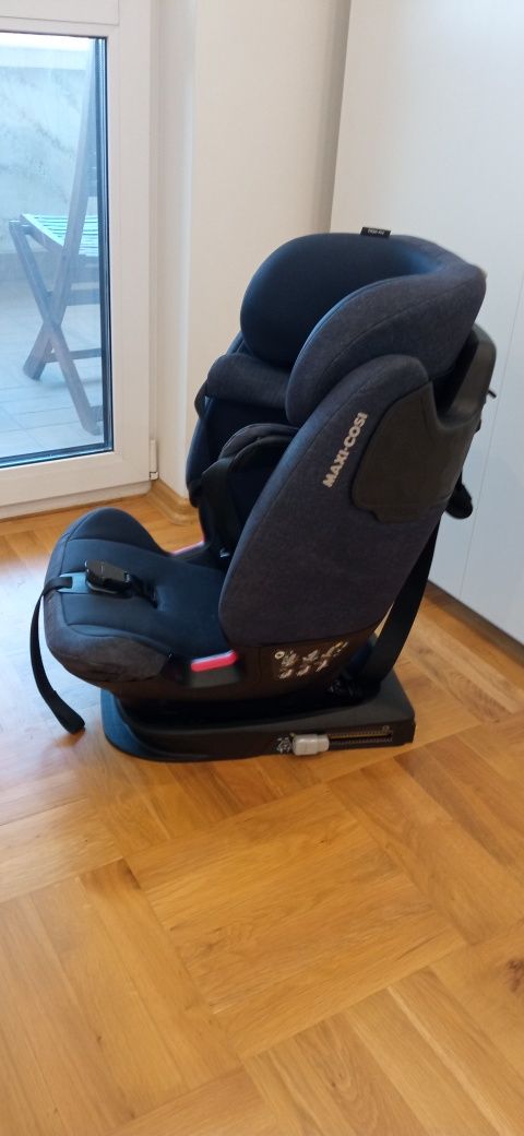 Столче за кола Maxi-Cosi Titan Pro 9-36 kg