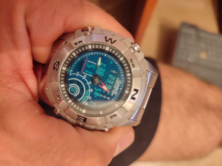 Часовник Casio Hunting Time