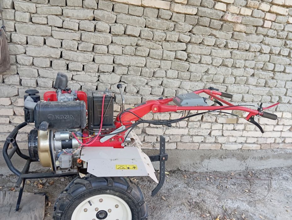 Motoblok yangi ishlatilmagan xolati yaxshi