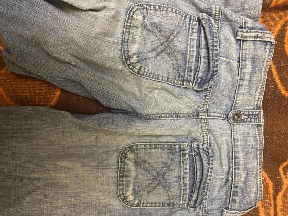 Y2k VERY low rise flare jeans with cute baby pink details front&back