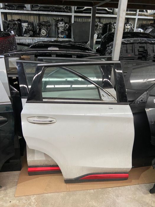 Задняя правая дверь Changan cs75+