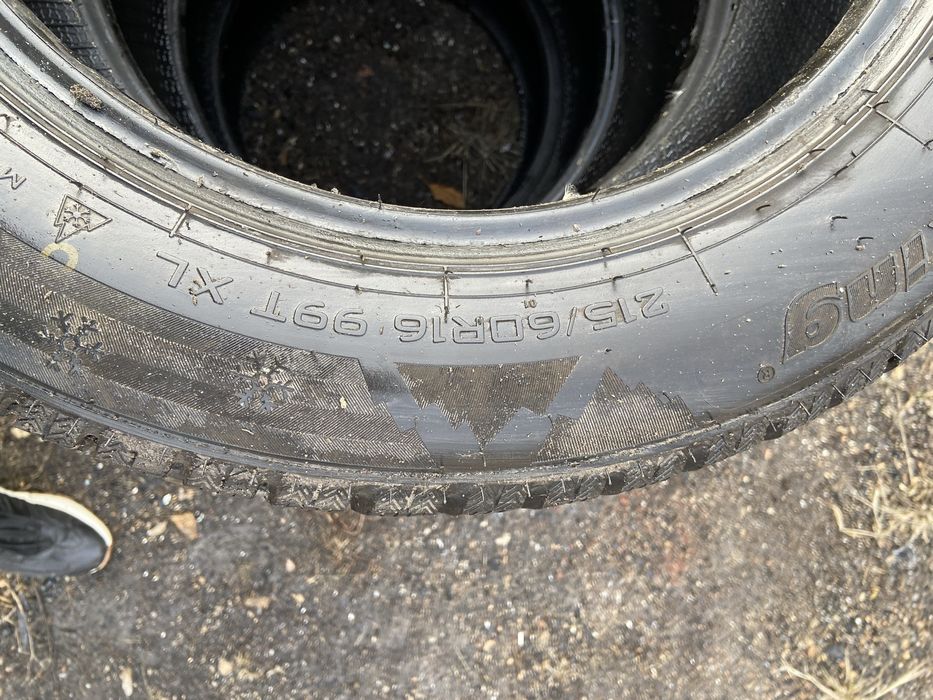 Продам резину зима на шипах