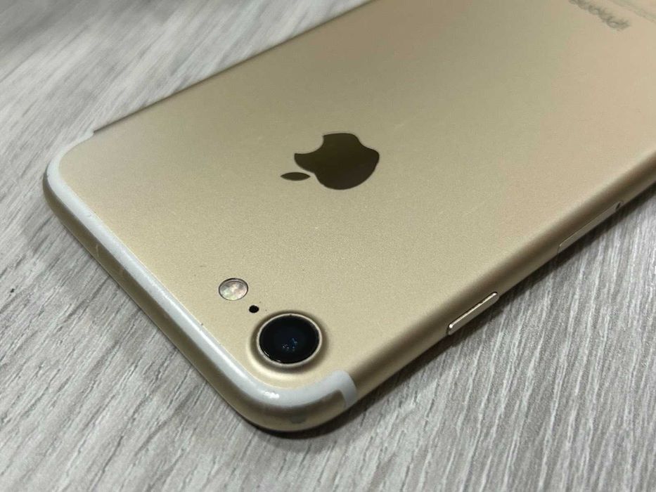 iPhone 7 128GB / 79 %