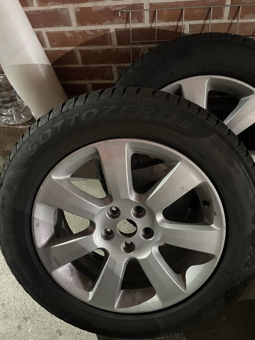 Jante Suzuki originale R18+ Cauciucuri Pirelli de iarnă 225/60/r18