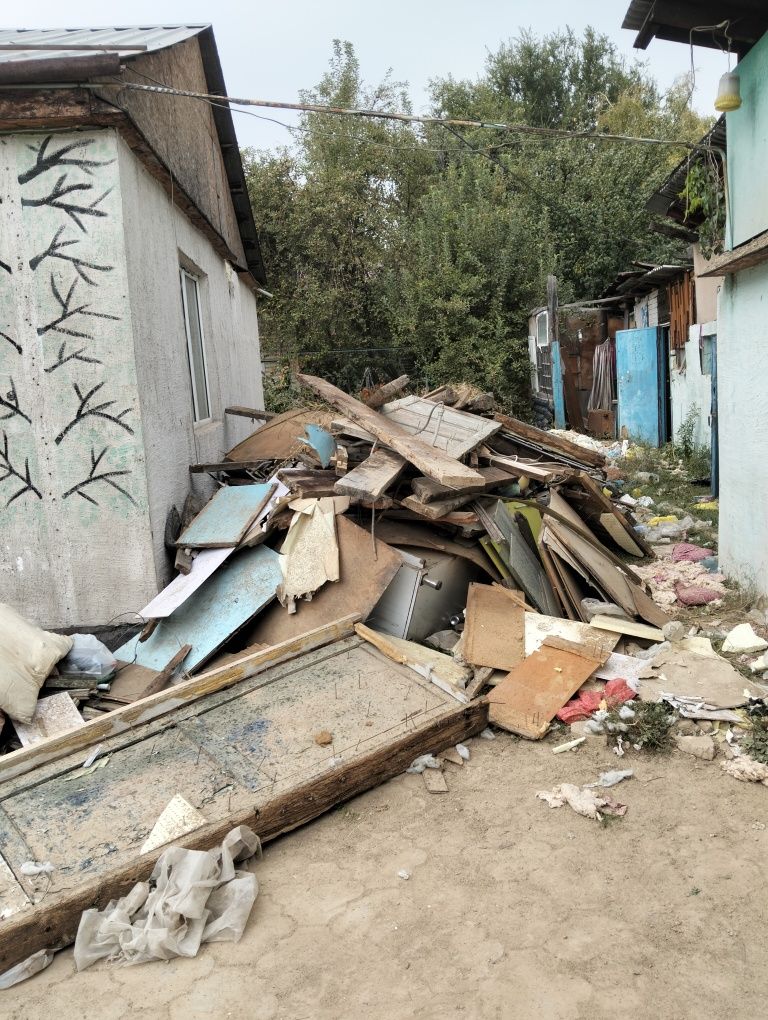 Дрова, доски, от пола пиломатериалы