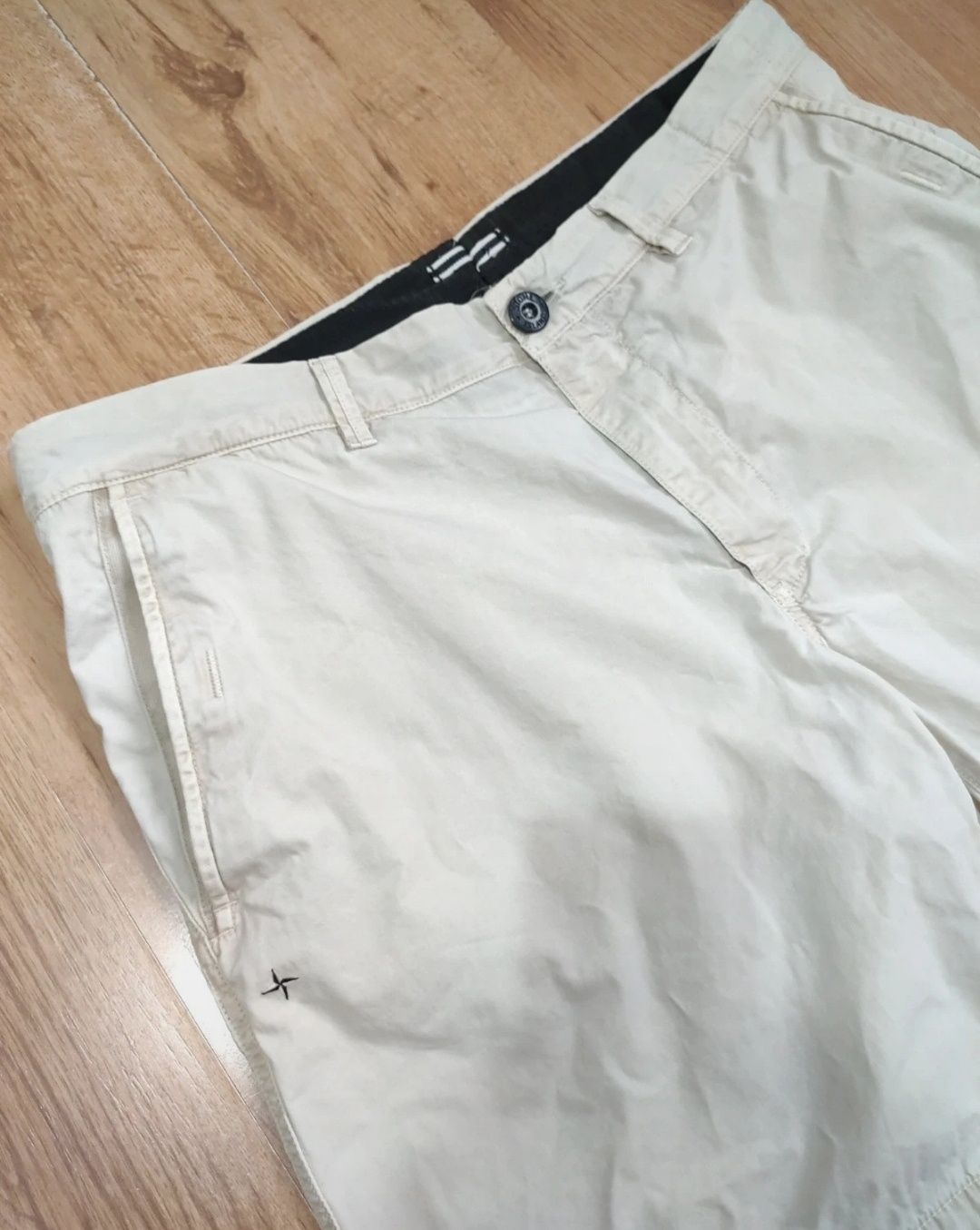 Pantaloni scurți Stone Island mărimea W38