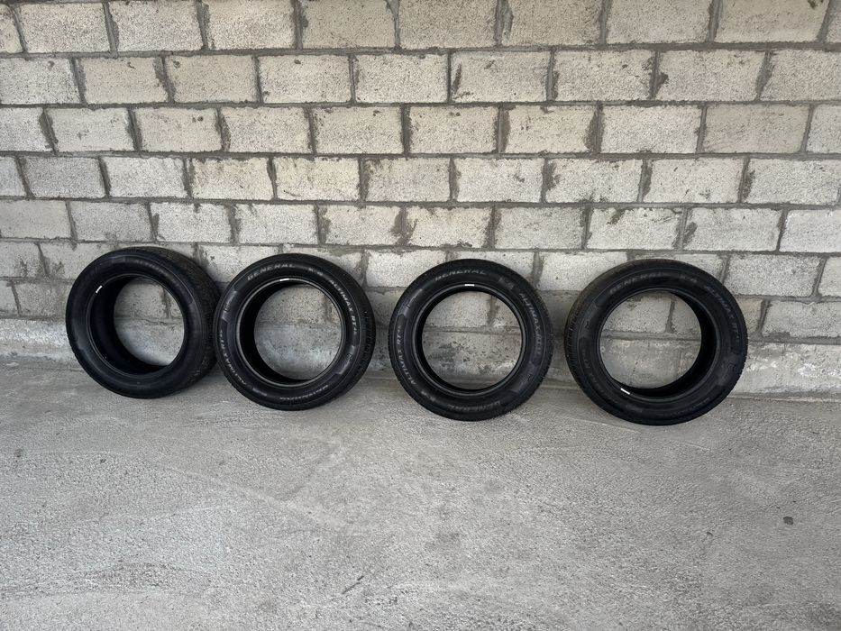 225/60/R18 летние шины состояние хорошое