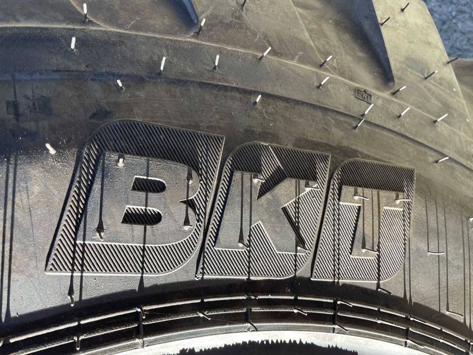 Anvelope marca BKT cu 14pr livrare acasa Cauciucuri JCB TEREX 16.9-28