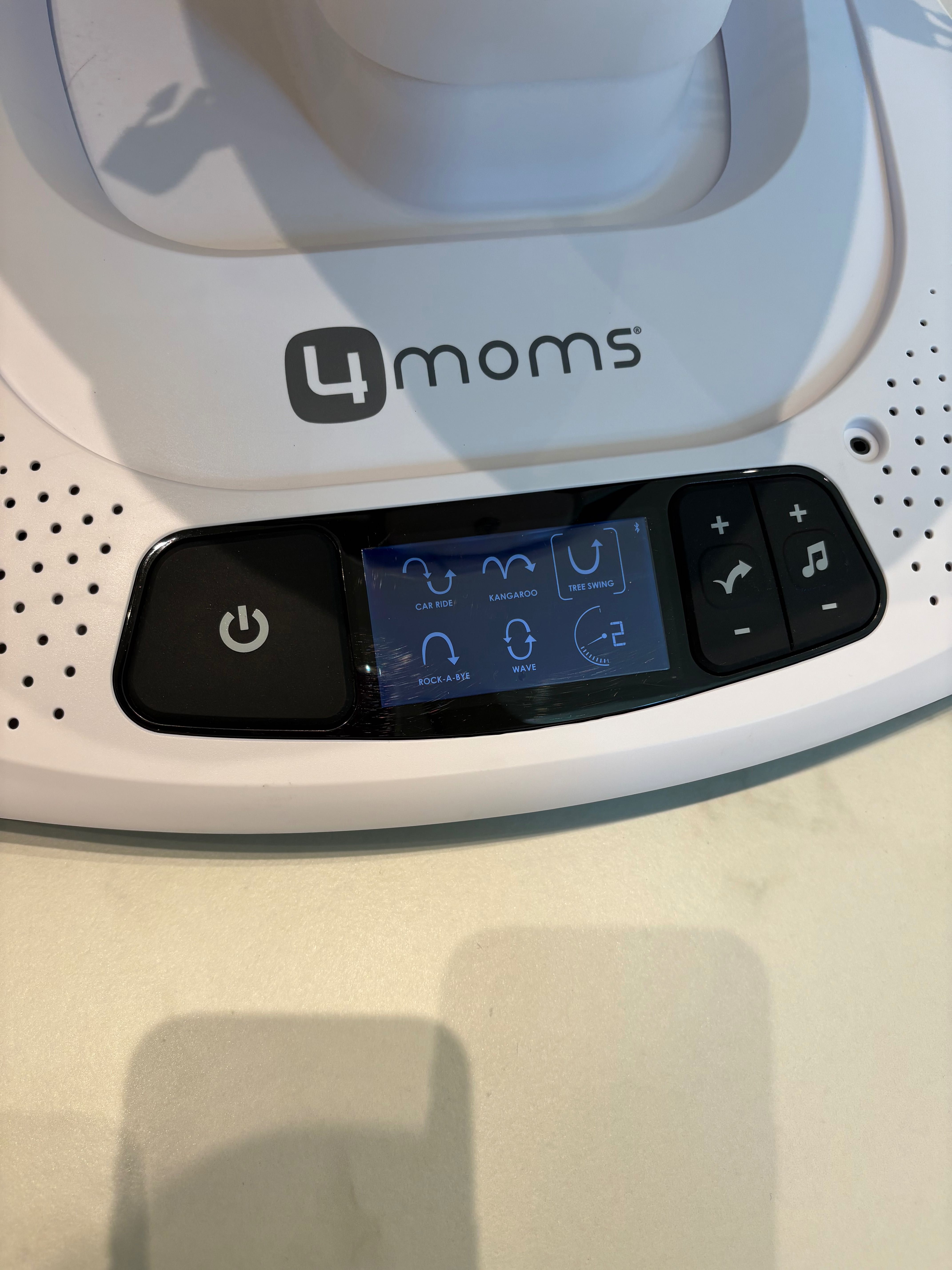 4moms Електрическата бебешка люлка mamaRoo 4.0