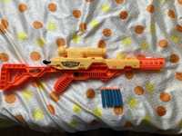 Nerf Пушка с пакет патрони