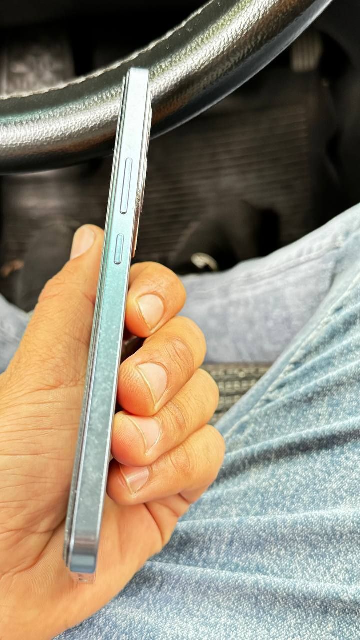 Vivo v25e 8+8/128
