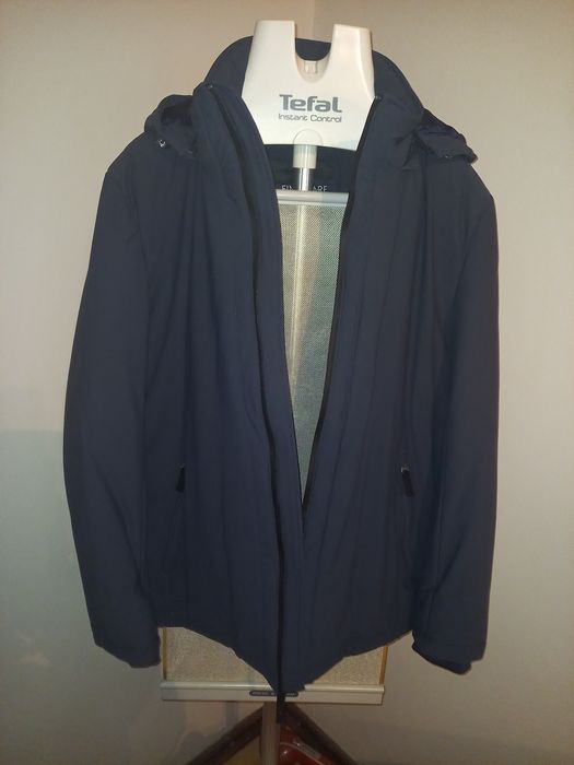 Продам тёплую куртку FINN FLARE р XL