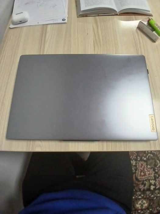 Shaxsiy noutbukim pul zarur sotyapman narxini kelishtiraman.