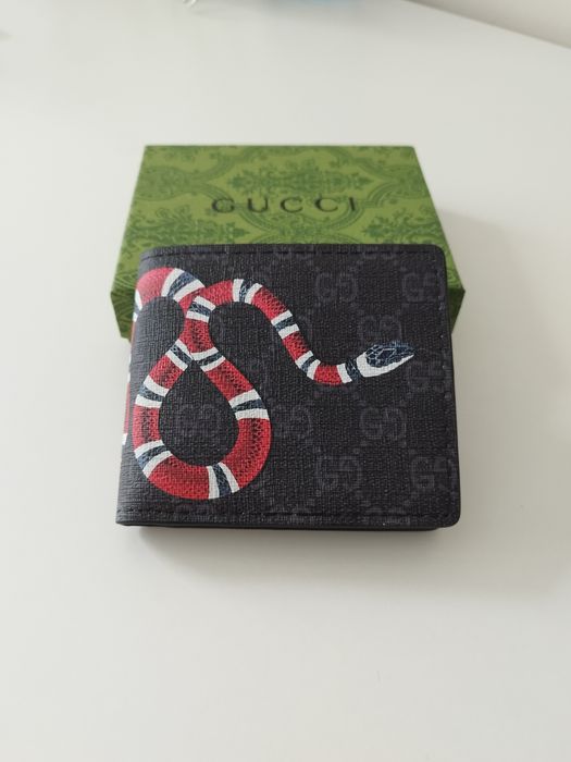 Портфейли Goyard, Gucci, Louis Vitton