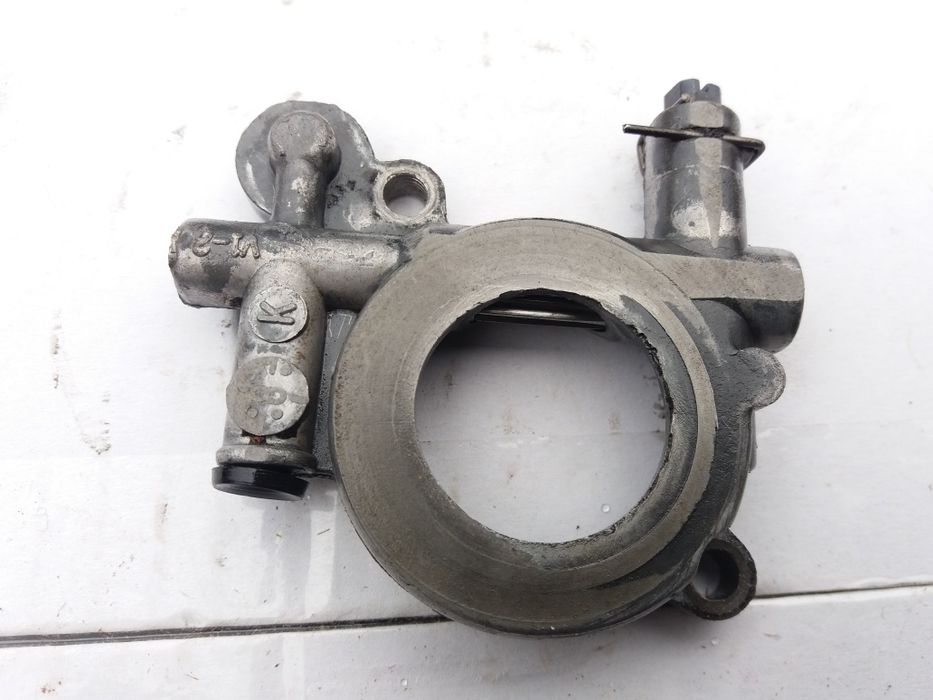 Pompa ulei husqvarna 365/ 372xp