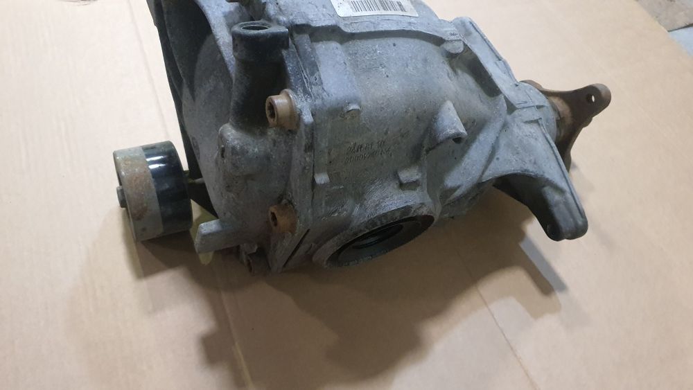 Grup diferential spate Bmw F10, F11 raport 2.93 cod 7584450
