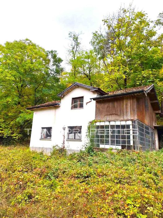 Продава се Къща в с. Хвойна, Област Смолян - 150 кв.м за 307 €/кв.м - Снимка #2