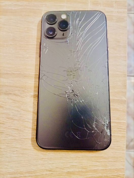 Telefonul este bun vreau să fac un schimb tot cu telefon bun