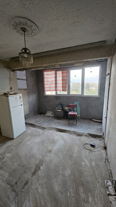 Кърти чисти и извозва