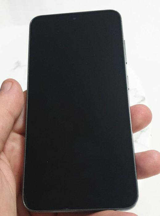 Vând/Schimb Samsung S23 cu Iphone