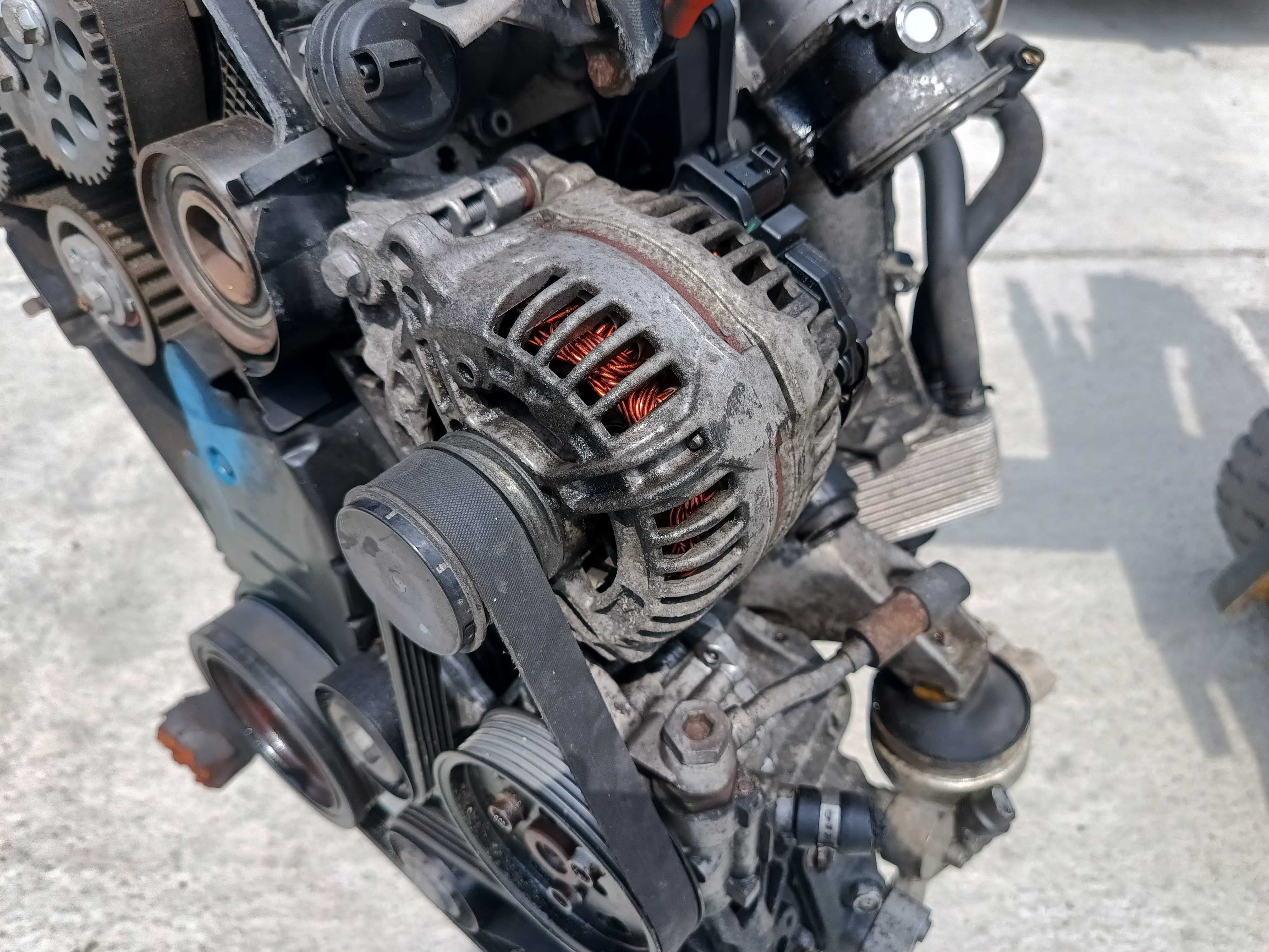Alternator AUDI A4 B7 2.0 tdi BRE BLB  06F903023J