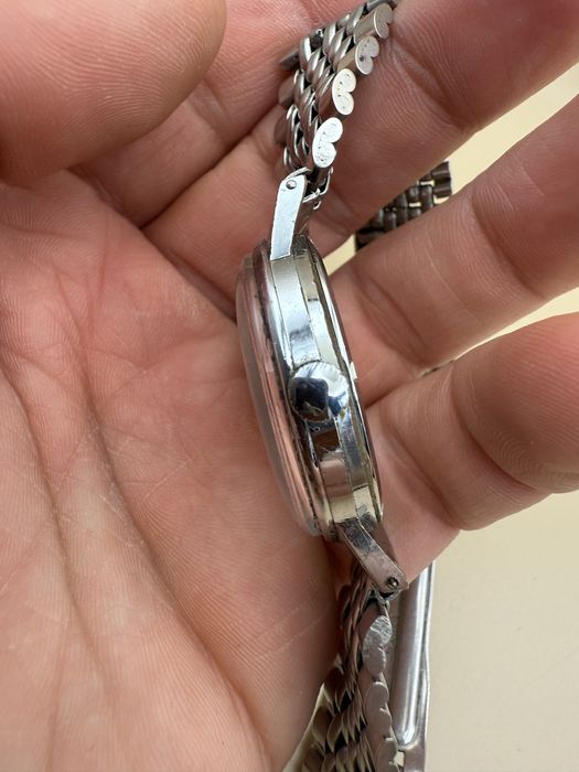 Ceas vechi mecanic elvetian