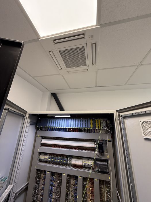 Montaj / Service / Revizii  Aer Conditionat si Echipamente Frigorifice