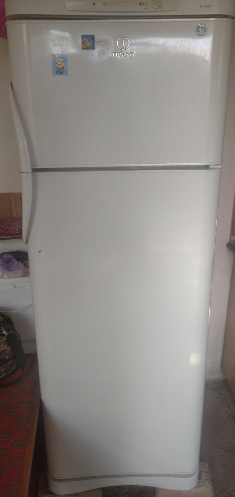 Indesit xaladilnik sastayanasi yaxwi sotiladi narxi keliwilasi.