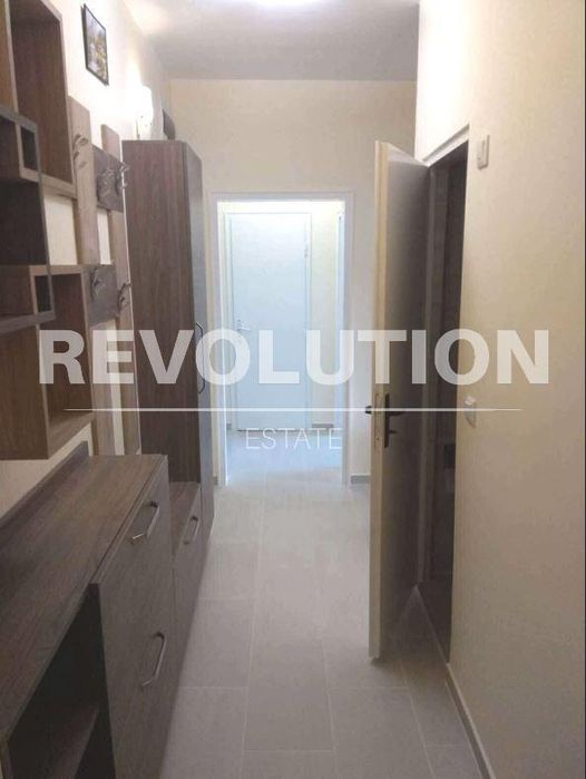 Дава се под наем Тристаен апартамент в Варна, Левски - 60 кв.м за 475 € - Снимка #7