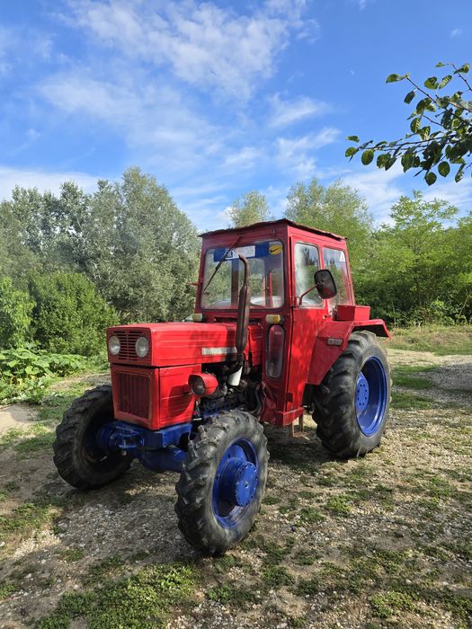 Tractor UTB 530 DTC 4X4 Românesc