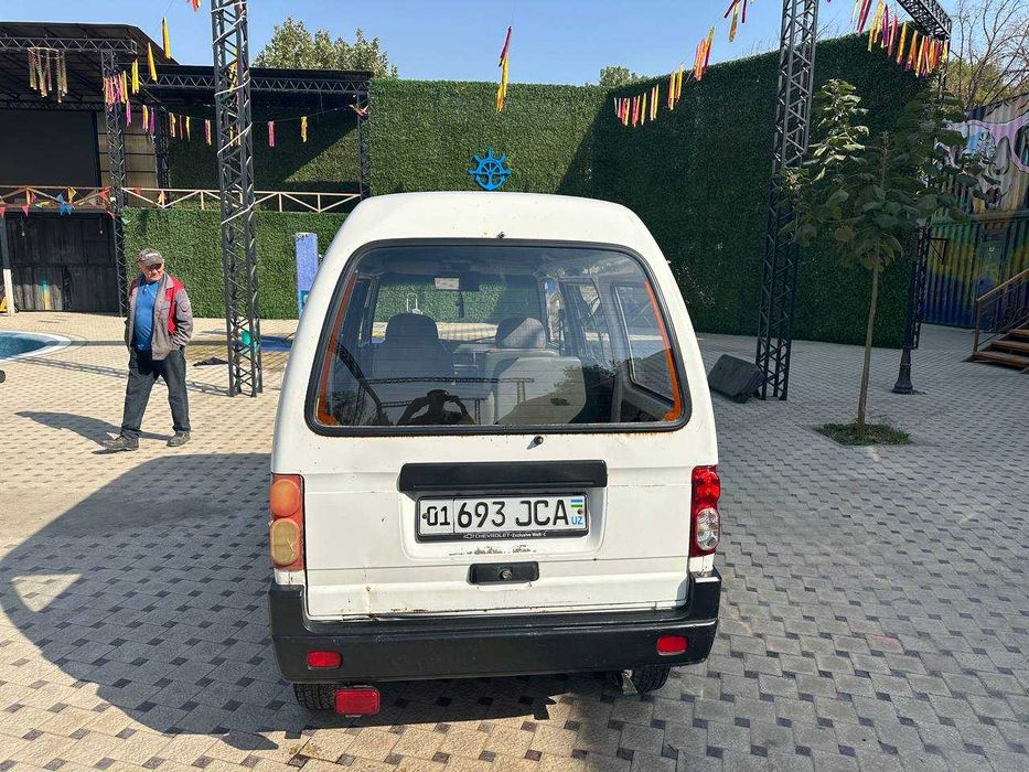 Продается автомобиль Chevrolet Damas