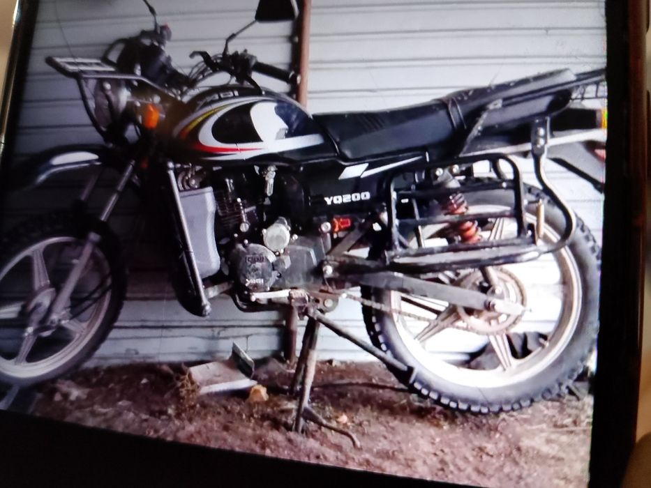 Мото почти новый мало ездили больше стоял