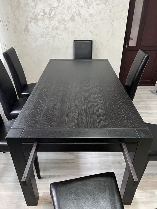 Masa extensibila 8/12 persoane plus 8 scaune