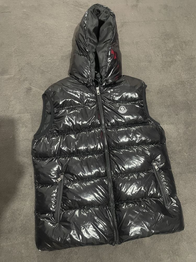 Vestă Moncler lucioasă