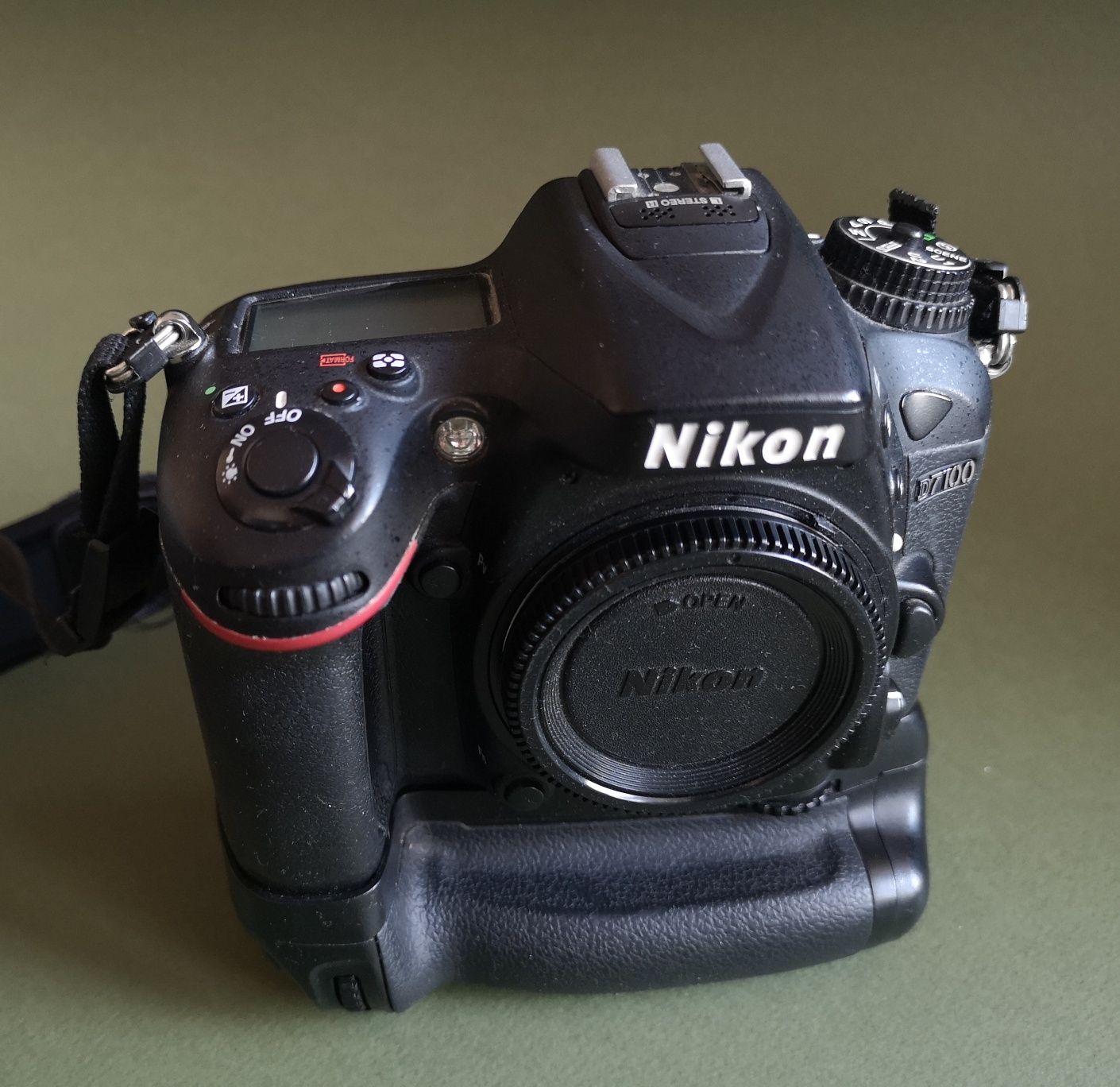 Echipament foto Nikon D7100, 50mm 1.4, sigma 17-70