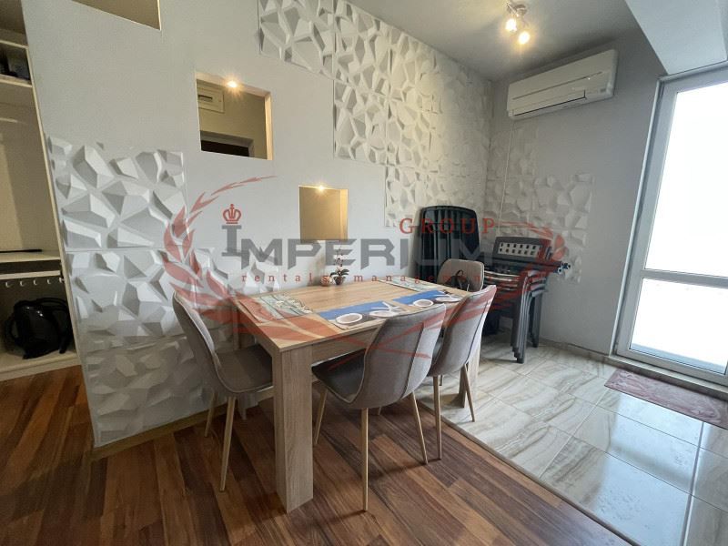 Продава се Двустаен апартамент в Варна, Левски - 75 кв.м за 1800 €/кв.м - Снимка #1
