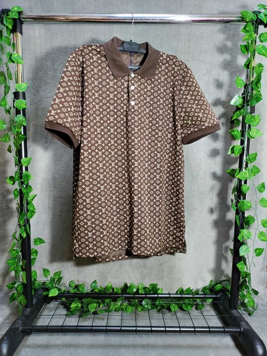 Tricou Louis Vuitton marimea M