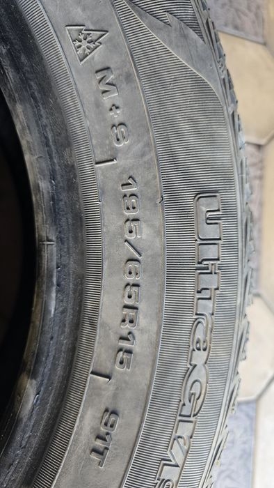 Продаётся зимние шины, б/у, 3 шт