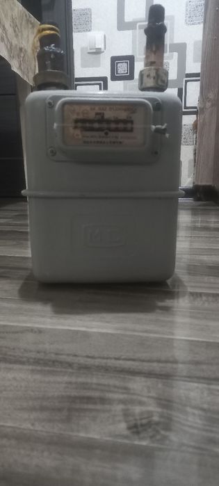 Продаётся газовый счетчик б/у