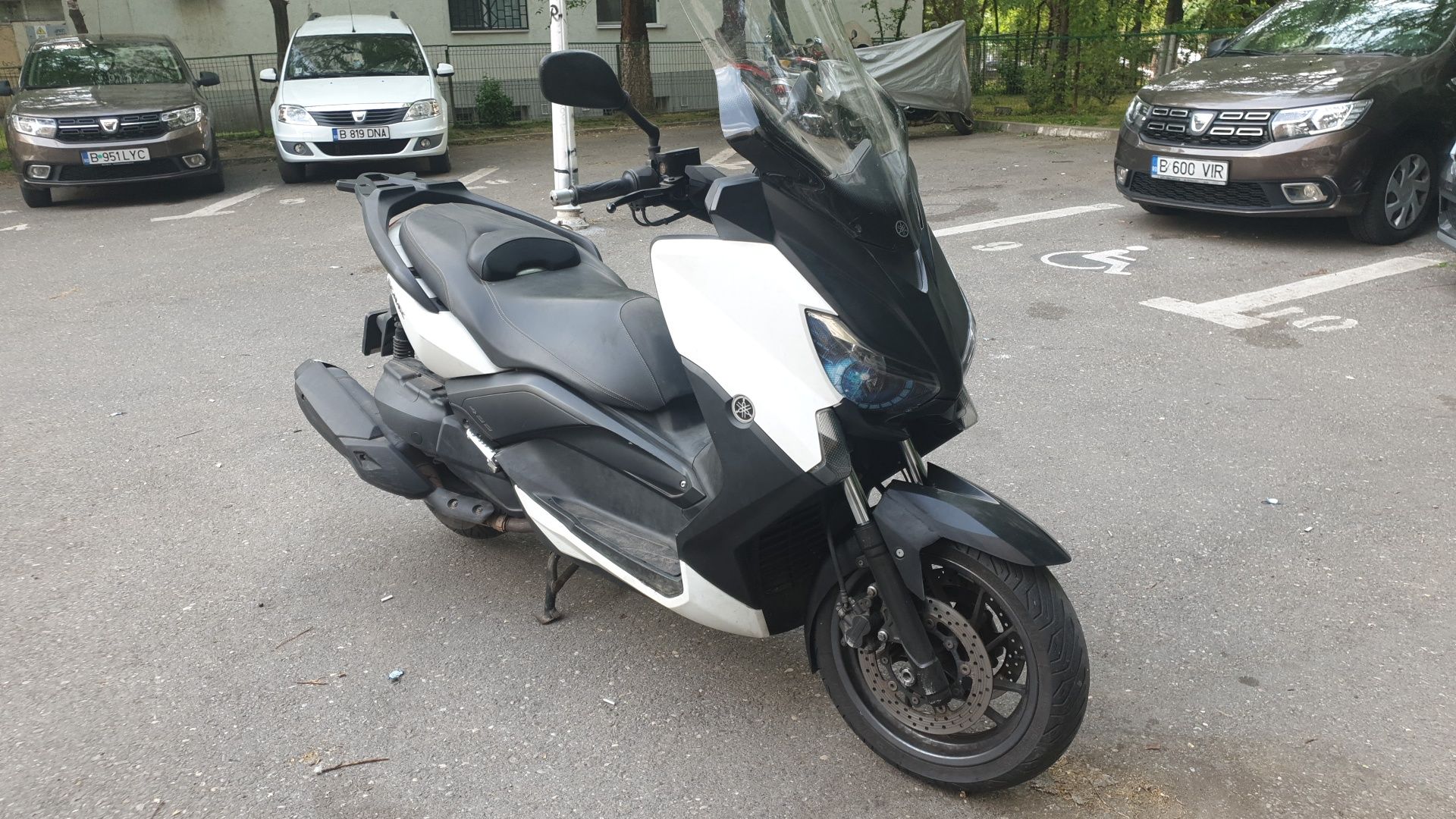 Vand yamaha xmax 400