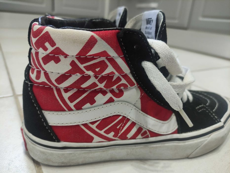 Pantofi sport Vans ghete incaltari adidasi marime nr 35 negri rosii