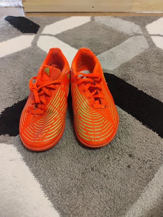 Ghete adidas predător