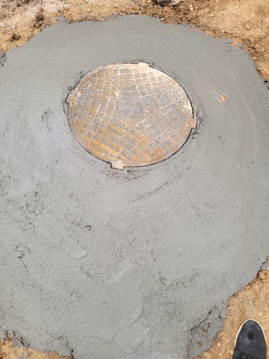 Урачи ва сантехника устаси.