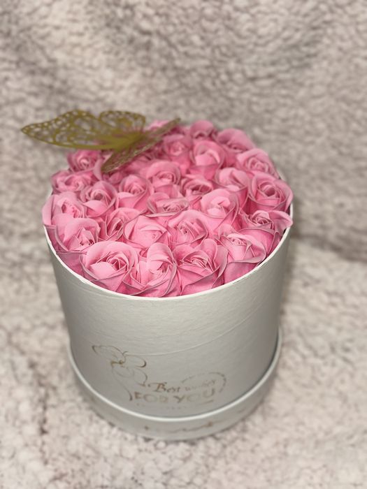 Aranjament trandafiri de sapun