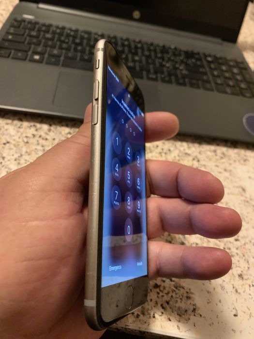 Vand Iphone 6 in stare foarte bună