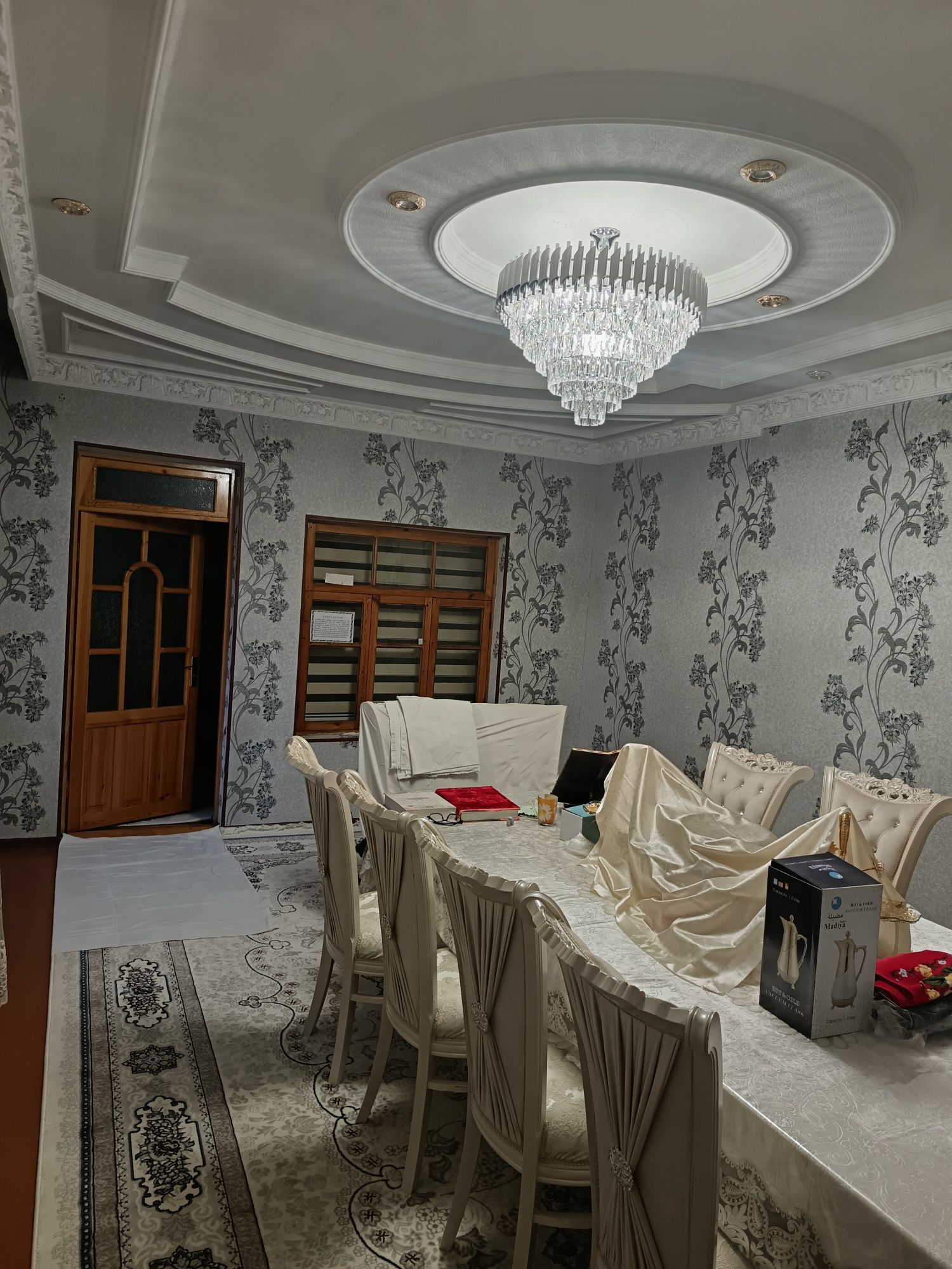 Hovli sotiladi chuqursoyda 5sotih 10ta hona