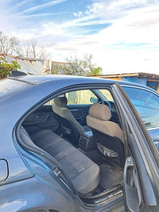 Vând sau schimb BMW e39 525