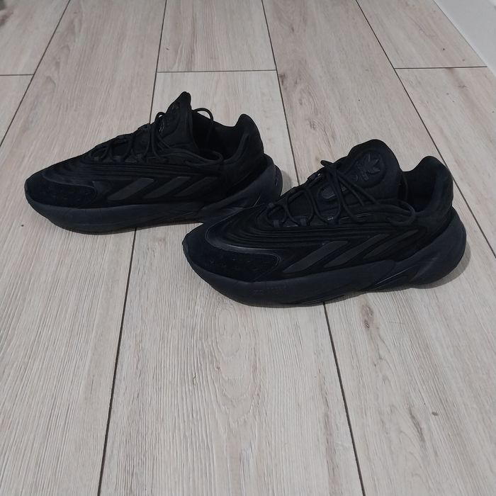 Кроссовки Adidas