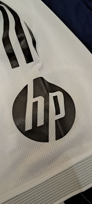 Оригинална тениска (фланелка) на гранда Реал Мадрид (Real Madrid)