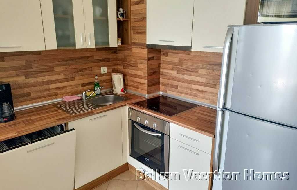 Продава се Тристаен апартамент в Бяла - 106 кв.м за 850 €/кв.м - Снимка #5